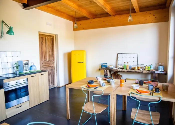 Alojamento de Acomodação e Pequeno-almoço La Cascina // Valfaccenda