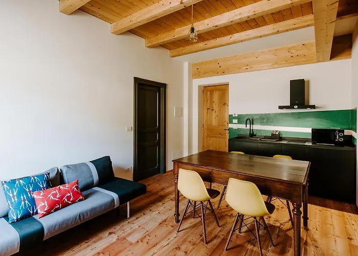 Alojamento de Acomodação e Pequeno-almoço La Cascina // Valfaccenda 3*
